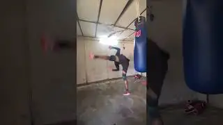 720 kick technique to break neck. #kicktechniques #kickingpower