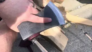 Pete&rsquo;s Pirate life axe feather sticking. Part 2 can a Small Forest Axe Size be useful?