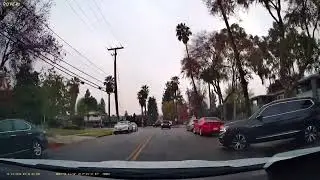 Dash Cam Footage Of Near Miss - The Driver On The Right Was Not Paying Attention! - #rovedashcam
