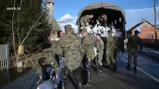 Hrvatski vojnici u obrani od poplava na  području Letovanića