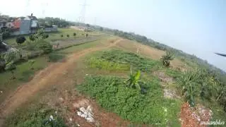 Tricopter - Flying Under Powerlines
