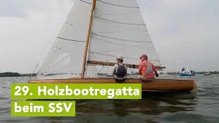 Historische Holzboote segeln auf Schweriner See