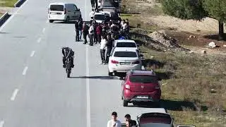 Kulak Yarış Pistin de b&uuml;y&uuml;k fake (yarış var dediler geldik )
