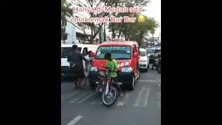 VIRAL EMAK-EMAK VS SUPIR ANGKOT MEDAN 😱