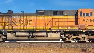 BNSF 8381, 4092, 5706 (H2 GE AC4400CW) 6719 & 4612 Leads Long Eastbound At 2 Pm Today