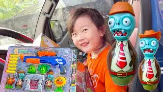 Cam Cam l&aacute;i xe giao h&agrave;ng, giới thiệu bộ m&ocirc; h&igrave;nh plant & zombie mới