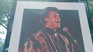Proyecci&oacute;n en el Z&oacute;calo concierto de Juan Gabriel y Exposiciones fotogr&aacute;ficas 