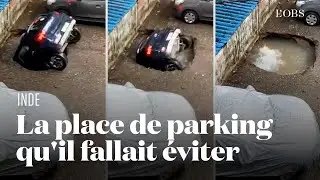 Une voiture coule dans un ancien puits soudainement révélé, à Mumbai, en Inde