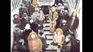 Bergendy - Megsz&oacute;lal a nagyharang