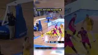 A simple basketball action that&rsquo;s really hard to defend 😮&zwj;💨 #shorts