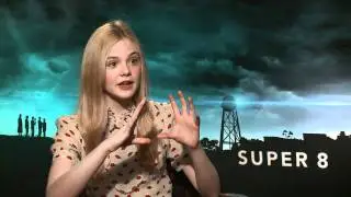 'Super 8' Interview: Elle Fanning