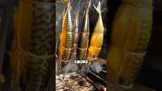 Why are Russian people cooking fish in smoke 🤯