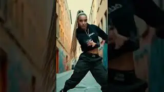 Epic Techno Moves! 🔥 AIXDIO #Shorts #thomas #aiart #music #aixdio