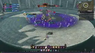 Tevent 4 Man / Bow-Staff (destroyed arm too)