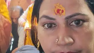 आज माँ बाबुजी  का आशीर्वाद ली और टोपी वाली दोस्त के साथ मस्ती की miss you maa सबसे प्यार करे 