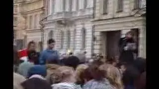 Burning of UN / FN Human Rights Clauses after anti war demo