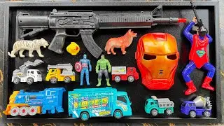 Mencari Mainan Mobil Mobilan, Tembak Tembakan, Truk oleng, Kereta api, Topeng, Superhero