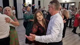 A jak przyjechał z tatą się witał, mamie się kłaniał, o mnie się pytał. PIĘKNY TANIEC!