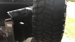 how to fix Tailgate noise on a Jeep wrangler JL