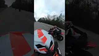 Honda CBR1000r-rrr fireblade sp. vs BMW S1000rr M  ft:@willkiddhill