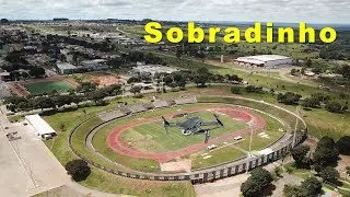 Um sobrevoo de drone por Sobradinho no Distrito Federal