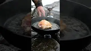 Silent Cooking on a Windy Shore &mdash; Chicken & Liver | Travel Food  #outdoorcooking #extremeoutdoors