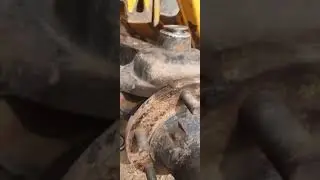 JCB Front Wheel Hub Carrier Repair and assembly