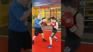 combination of strike and dodge👊 #boxing #boxingtraining #коронныйудар #martialarts #fighting