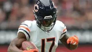 Anthony Miller makes nifty juke en route to 15-yard gain