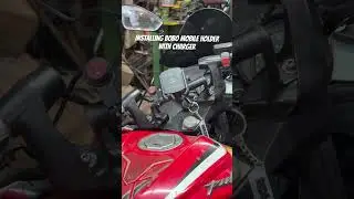 Installing BOBO Mobile Holder with charger on Pulsar Rs200 #shorts #shortvideo #viral #pulsar