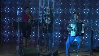 La Teylor M&eacute;ndez - Me escabi&eacute; (cover de Las Ex) - En vivo