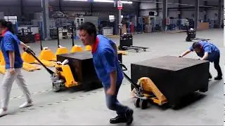 1500kg hand pallet truck VS semi electric pallet truck use for normal pallet transport #pallettruck