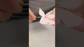 Make a Paper Flower Table Centre for Spring | littlecraftybugs