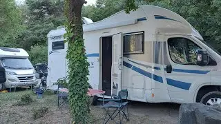 168 Départ pour 26 jours en camping car et la moto. Nous prenons la direction du sud de la France