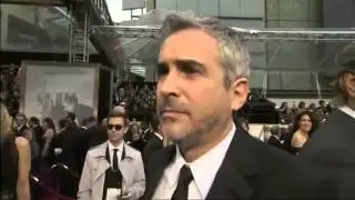 ▶ Oscars 2014   Alfonso Cuaron celebrate Best Director
