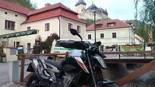 Biondi chr&aacute;niče rukou před zimou - peck&oacute;zn&iacute; ochrana