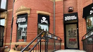 JOHNNY CUPCAKES STORE