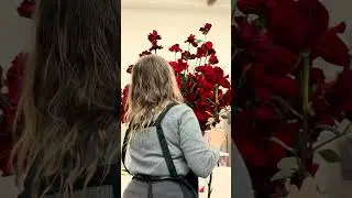 200 roses 🌹 Maximum impact. We know how to amaze!