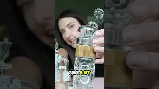 Watch how @ChrissyHarlesss converts her B@ng into a Dab rig.  Our latest Arc Mouthpiece #420
