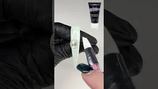 3D bombka świąteczna na paznokciach | Efektowny poradnik jak zrobić paznokcie 🎄💚