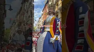 As&iacute; son las fiestas de San Ferm&iacute;n!! // Pamplona #travel #sanfermin  #pamplona