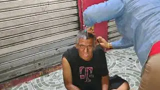 ANDRES Y  MARIELENA  LISTOS PARA CORTE DE CABELLO  POR ESTILISTA