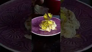 Erleben Sie Chicken Curry mit Roti Canai &ndash; ein Fest f&uuml;r die Sinne bei Champor. #food #restaurant