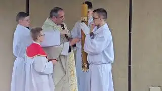 Uroczysta procesja rezurekcyjna wieczorem w Parafii Św. Jerzego - Cieszyn 19:04:2025r.