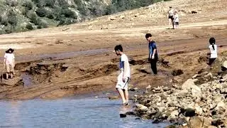 Stuck In Mud-South Finegold Day Use Area-Sky Harbor Road- Millerton Lake 23'0410