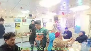 Komodo family celebrating christmas at damen shipyard dunkirk FRANCE for personal purposes only