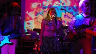 Annie Lane - Changing The Rules (live)