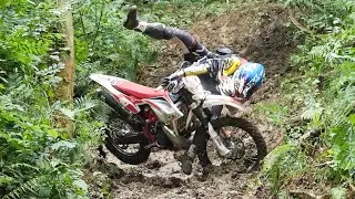 Mud Party Downhill Fails | Enduro Extreme Licq-Ath&eacute;rey 2021 by Jaume Soler
