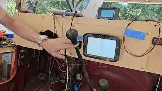 AEM CD7 Dash rebooting continously