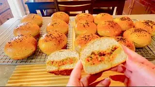 Homemade Stuffed Pork Whole Wheat Buns, filled with onion, carrots and corn: perfect for lunches!